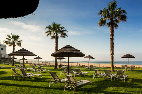 AP Oriental Beach