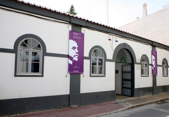 Casa Manuel Teixeira Gomes
